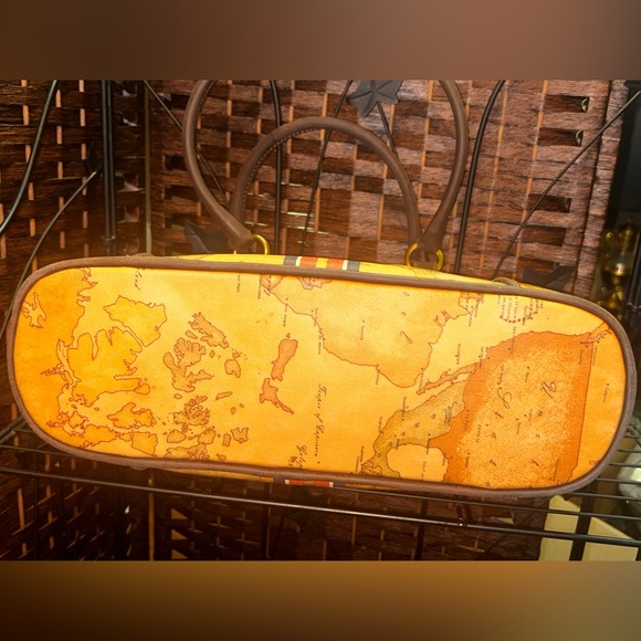 Alviero Martini Handbag. Luxury Italian Leather & Suede. GEO MAP Collection. EUC - Picture 7 of 11